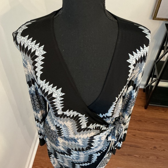 Cache Black and Cream Zigzag Long Sleeve Dress - Picture 8 of 11